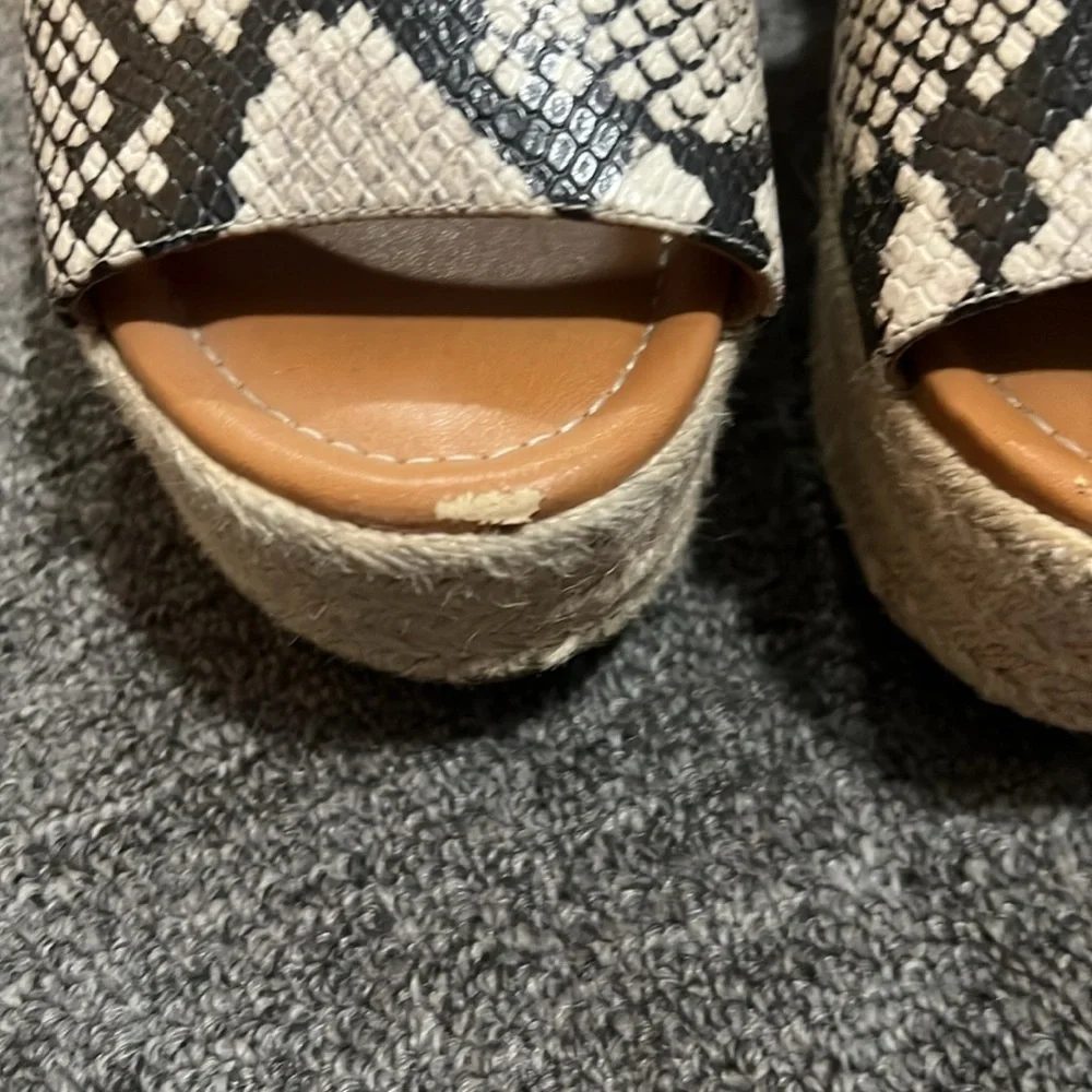 Nine West Adell Espadrille Snake Print Wedge Sandals Size 10